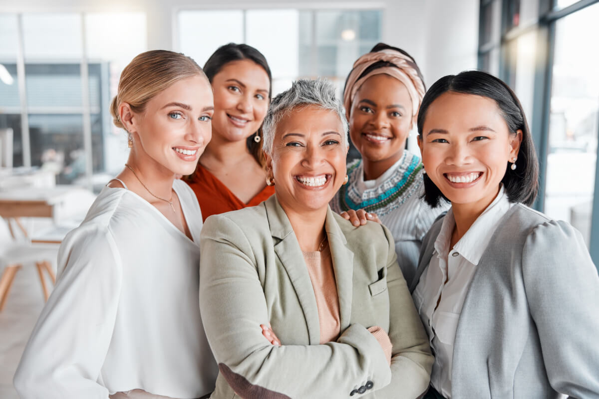 [Edicase]Empresas podem conscientizar os funcionários sobre violência contra a mulher (Imagem: PeopleImages.com - Yuri A | Shutterstock) por  
