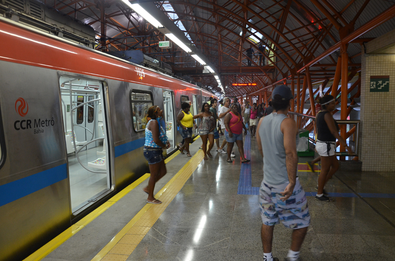 CCR Metrô teams continue to work on the slow maintenance of the metro line