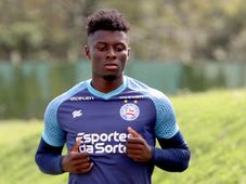 Imagem - Lateral que fracassou no Bahia é emprestado para clube europeu após temporada abaixo