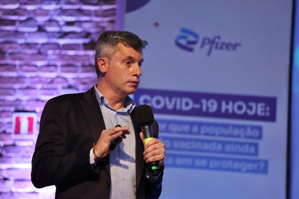 O médico Alexandre Naime Barbosa participou do lançamento da pesquisa da Pfizer