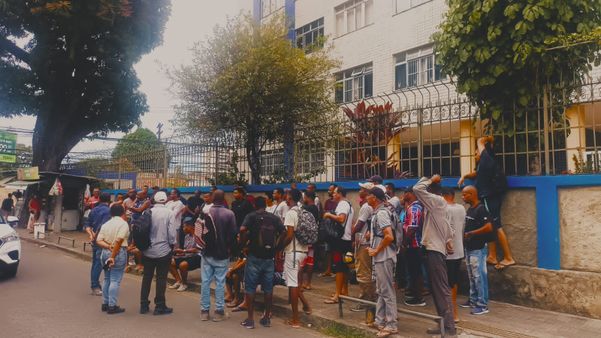 Trabalhadores protestam