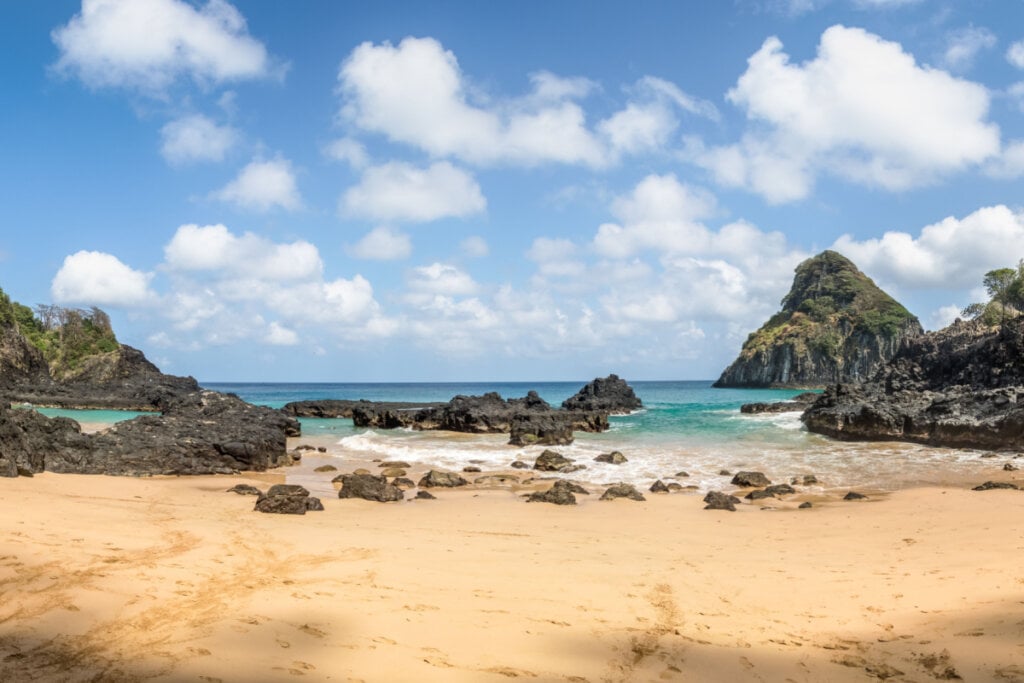 [Edicase]Fernando de Noronha tem uma fauna marinha exuberante (Imagem: Diego Grandi | Shutterstock) por  