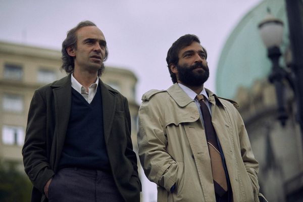 Betinho (Julio Andrade) e Henfil (Humberto CarrÃ£o)