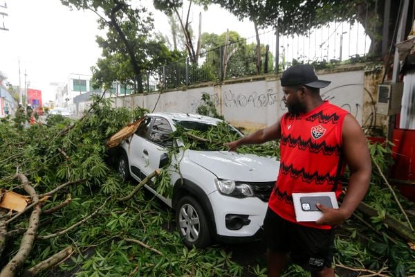 Proprietário do carro atingido no Centro