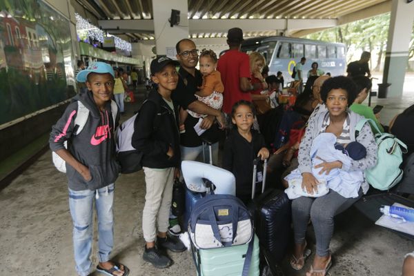 Família de Cinthia Cristina indo para Alagoinhas