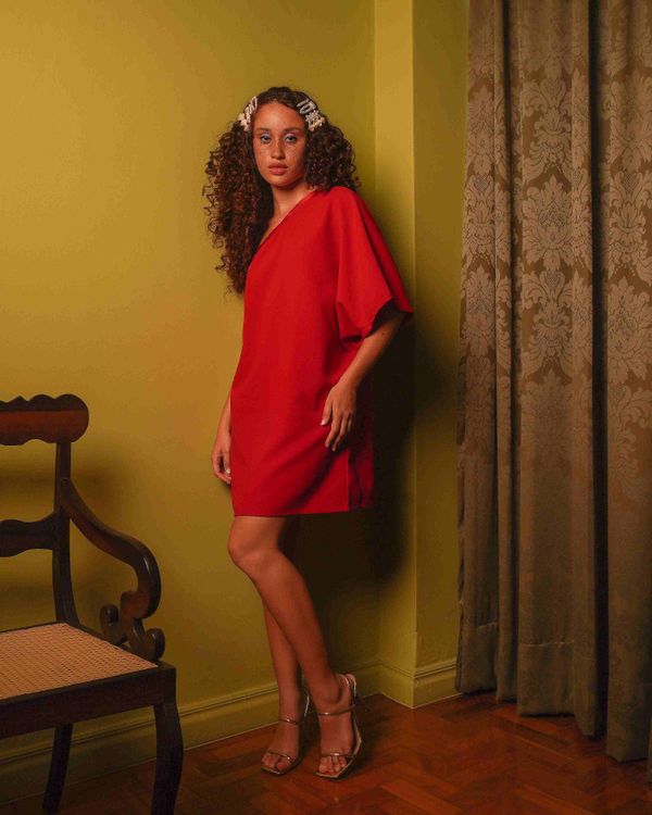 um belo vestido vermelho já arrasa