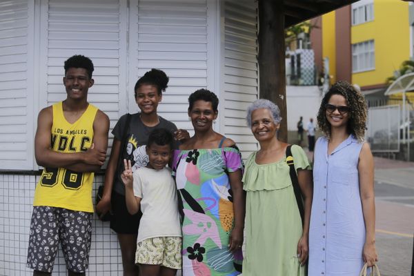 Ivone de Souza e família