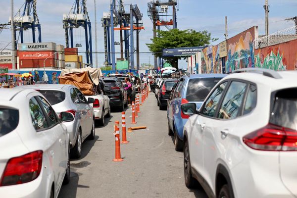 Fila no Ferry está intensa