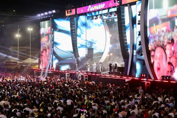 Giro de fotos: Confira quem curtiu Ivete, Bell, Simone e mais no 4º dia do Festival Virada Salvador