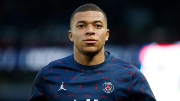 Mbappe tem 282 jogos com a camisa do PSG
