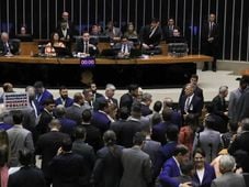 Imagem - Sobe para 18 o número de deputados baianos que assinaram a PEC pelo fim da escala 6x1