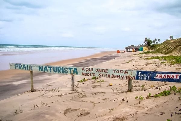 Bahia tem praia naturista