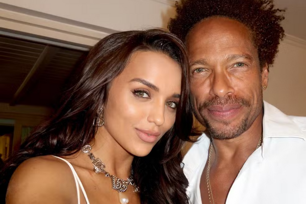 Gary Dourdan passou o Ano Novo na casa de Rafa Kalimann