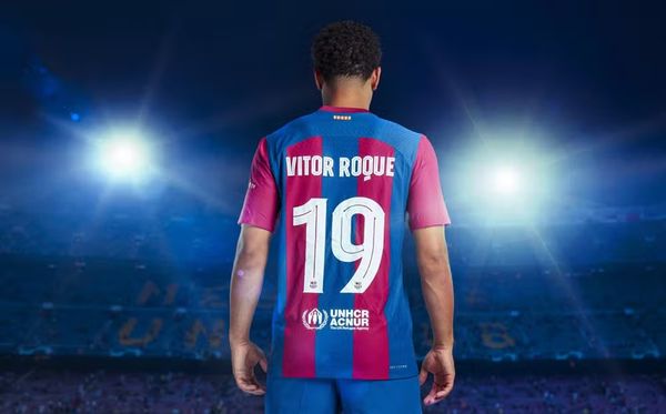Vitor Roque é um dos reforços do Barcelona por Barcelona/Divulgação