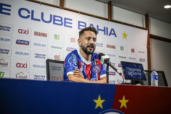 Everton Ribeiro revela conversas com Rogério Ceni antes de assinatura do contrato com o Bahia por Tiago Caldas / EC Bahia