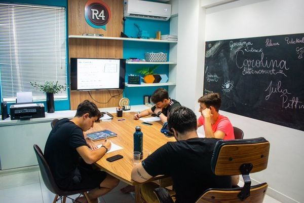 A R4 foi fundada em 2016 e já vai abrir a quarta sede física