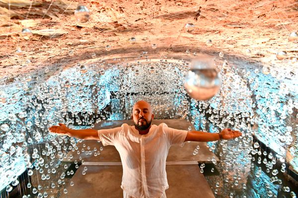 Vinicius S.A trabalha em 'Lágrimas' há 18 anos 