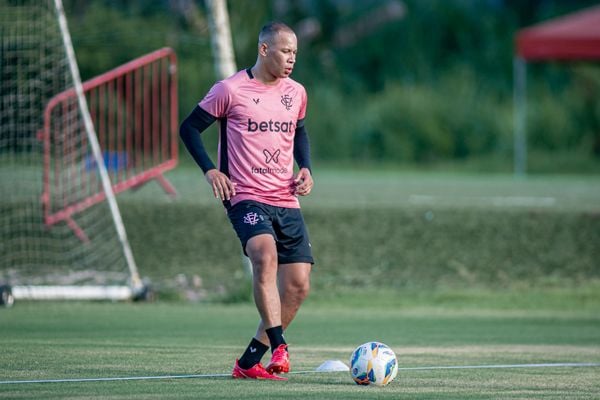 Atacante Caio Dantas é um dos 14 reforços do Vitória para 2024 por VICTOR FERREIRA / ECV