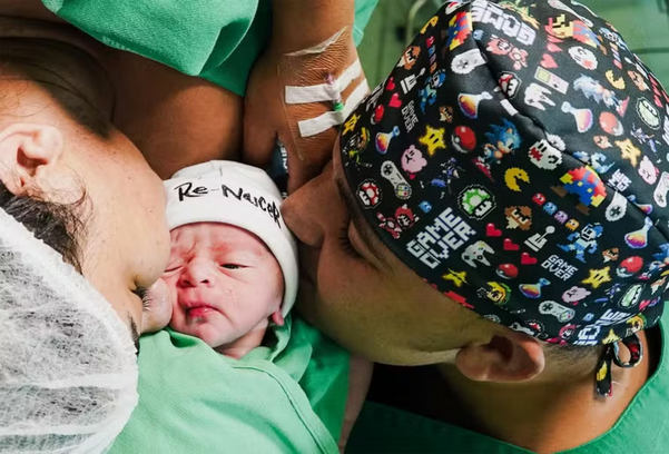 Filho de João Gomes nasce