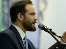 Imagem - Do WhatsApp ao comando da Fazenda: Dario Durigan surge como o elo de Lula para pacificar o mercado e o Congresso