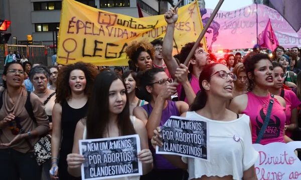 Ato em SP pelo direito das mulheres ao aborto 