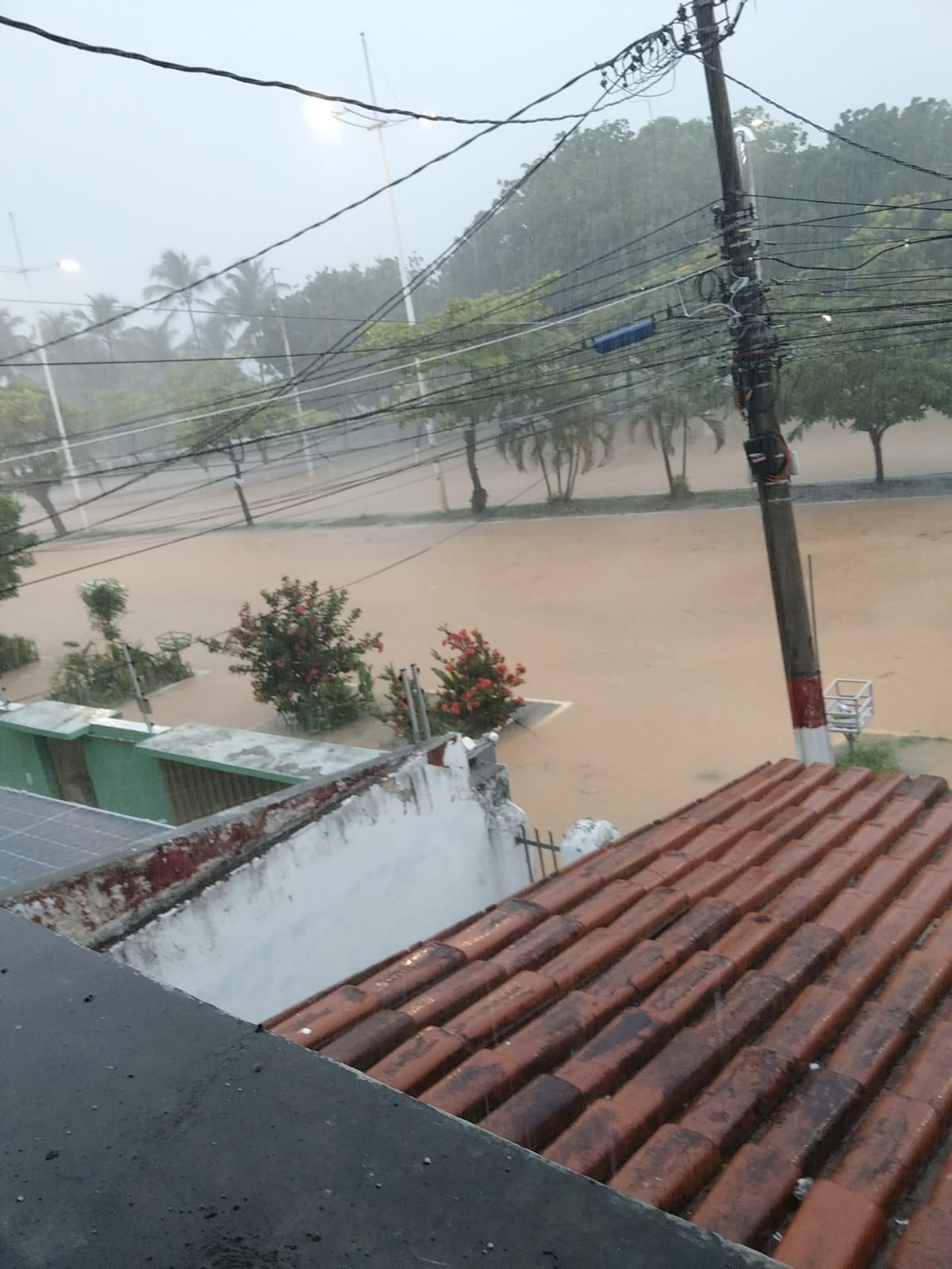 Jornal Correio Defesa Civil Emite Alertas De Deslizamento De Terra E Alagamento Em Salvador E 0579