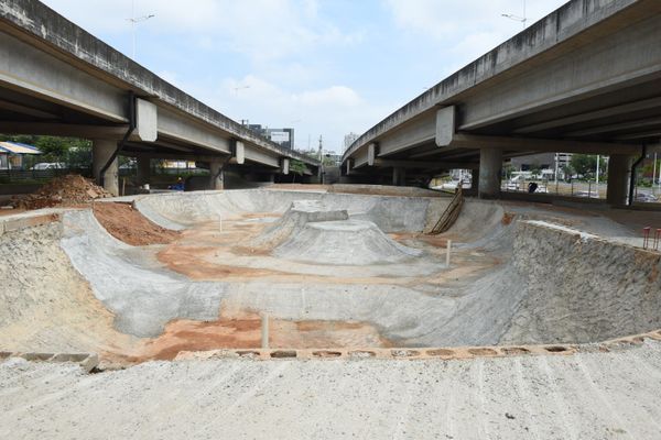 Prefeitura faz vistoria nos canteiros centrais do BRT