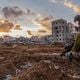 Imagem - Israel pausa combates ao longo de rota sul em Gaza para facilitar ajuda humanitária