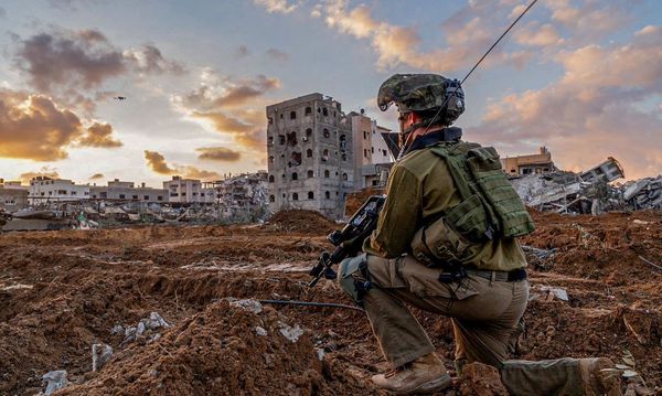 Soldado israelense durante operação militar na Faixa de Gaza