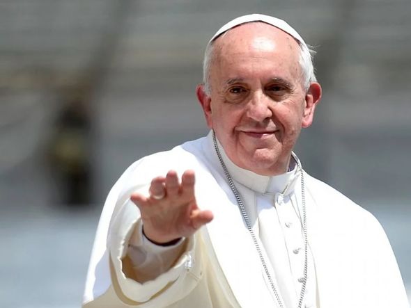 Imagem - Papa Francisco quebra tradição em rito anual e lava os pés apenas de mulheres
