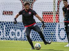 Imagem - Goleiro deixa Vitória e é anunciado por clube do Nordeste