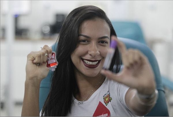 As doze candidatas a Rainha e Princesas do Carnaval também estiveram presentes