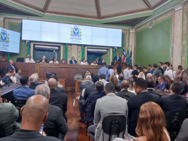 Bruno Reis discursando na Câmara