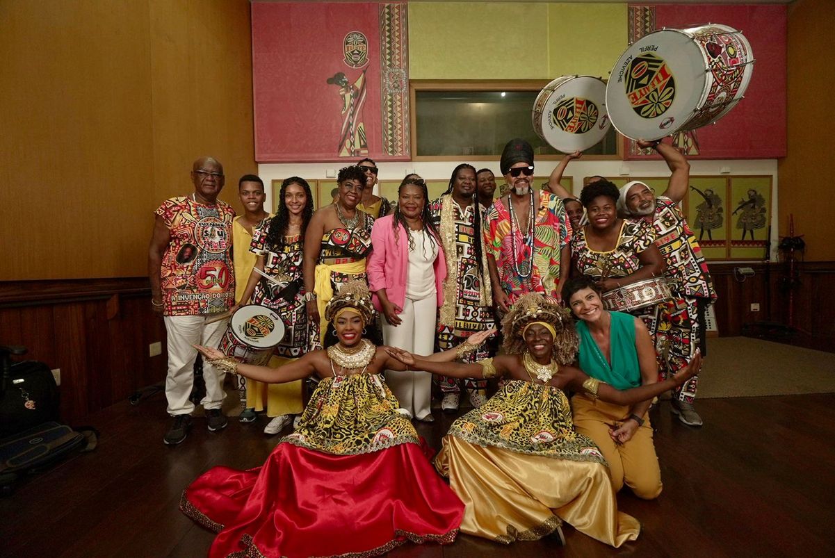 Margareth Menezes e Carlinhos Brown participam do programa