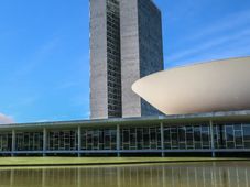 Imagem - Bilhões em impostos bancam eleições de 2026 com novas regras e cerco à IA