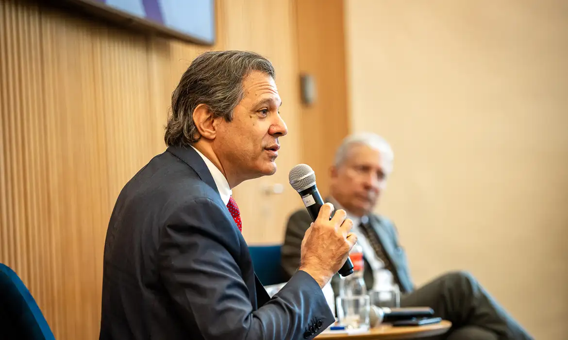 O ministro da Fazenda, Fernando Haddad, durante encontro da FGV e IBRE