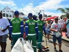 Imagem - Paralisação de trabalhadores da limpeza pode afetar coleta de lixo em Salvador, diz Limpurb