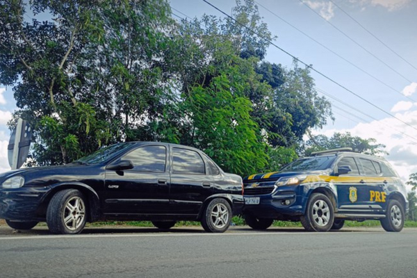 O veículo foi adquirido em uma troca por uma casa e uma propriedade rural na cidade de Ipiaú