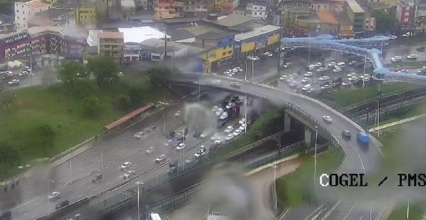 Chuvas causaram transtornos em Salvador