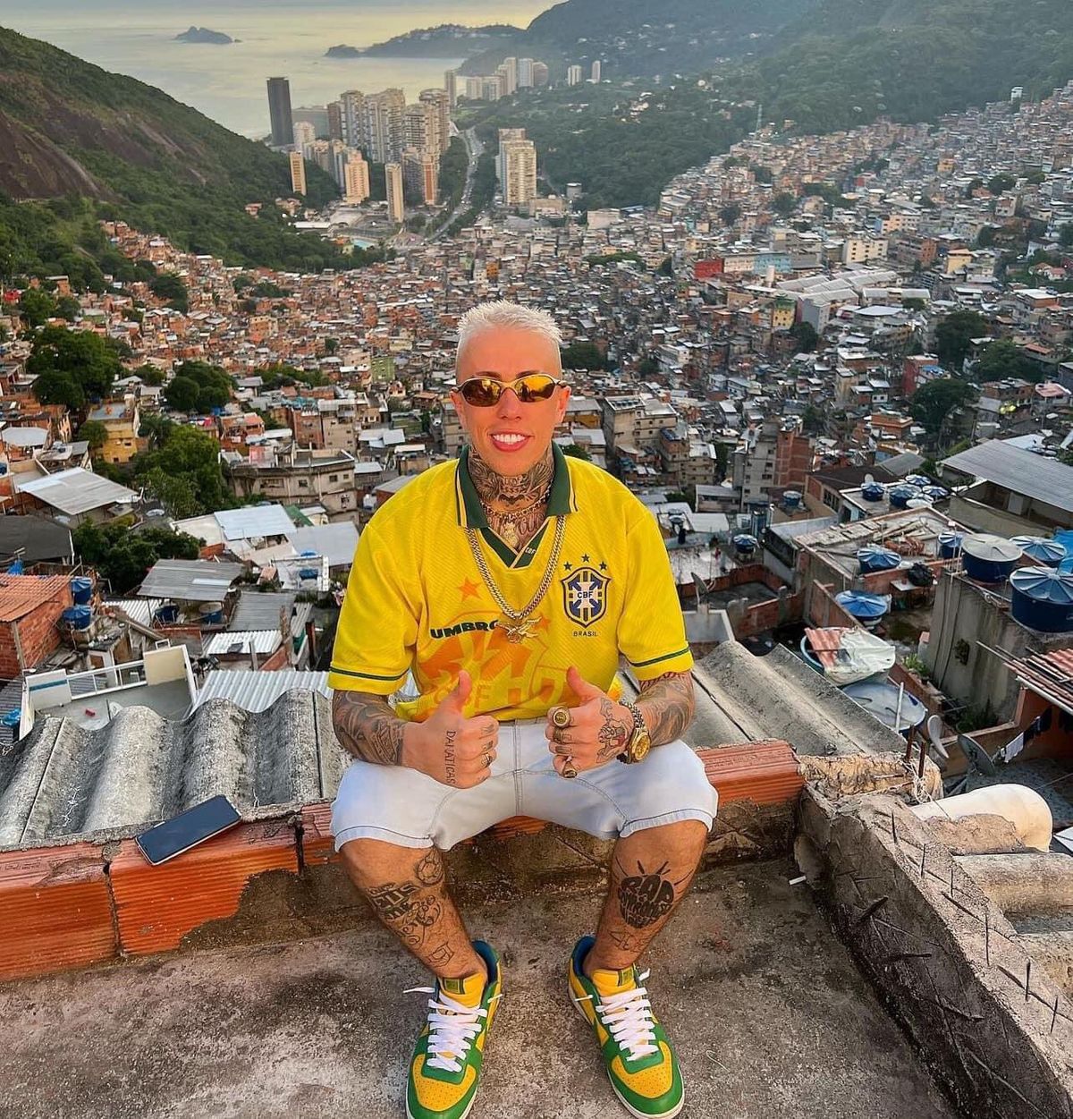 MC Daniel recupera carro de R$ 700 mil roubado no Rio