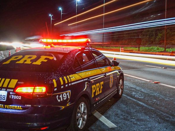 Imagem - Cinco veículos roubados são encontrados pela polícia na Bahia