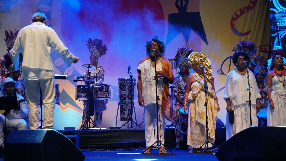 Núcleo de Ópera da Bahia abriu a noite de apresentações