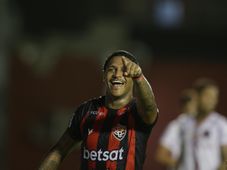 Imagem - Campeão nacional com o Vitória vai parar no Paulistão após passagem discreta na Série B