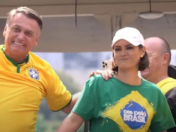 Imagem - Bolsonaro pede foco nas eleições e diz que um Poder não pode tirar ninguém do 'palco político'