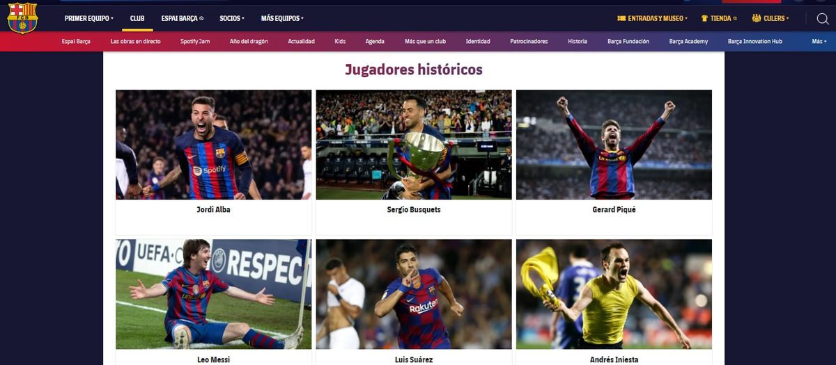 Imagem de Daniel Alves não aparece mais na área de 'jogadores históricos' do site do Barcelona