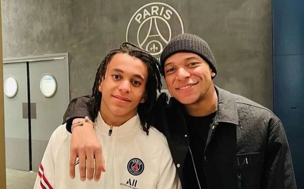 Ethan é o irmão mais novo de Kylian Mbappé