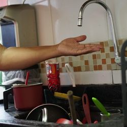 Imagem - 'Nem um pingo na torneira': bairros de Salvador registram até seis dias sem água por falta de abastecimento