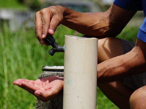 Imagem - Moradores de ao menos 15 bairros em Salvador reclamam de falta de água após redução de fornecimento da Embasa