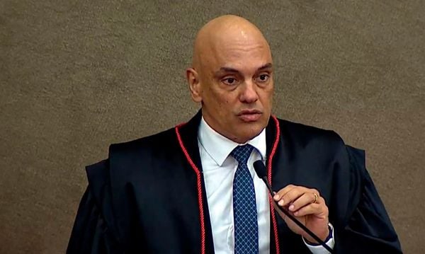 O ministro Alexandre de Moraes toma posse,  na presidência do Tribunal Superior Eleitoral (TSE) 