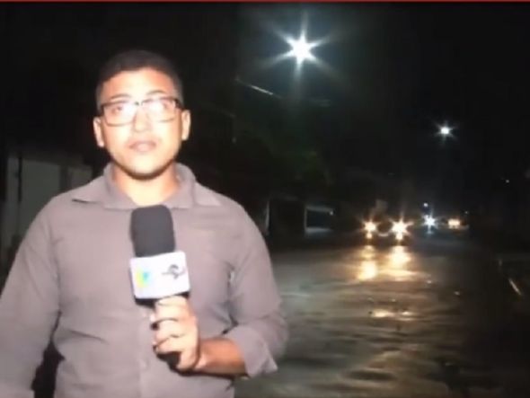 Imagem - Repórter é assaltado enquanto fazia reportagem sobre insegurança em Fortaleza